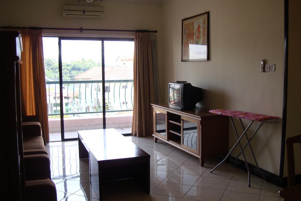 Dorcas Service Apartment - Marina Court Kota Kinabalu Habitación foto